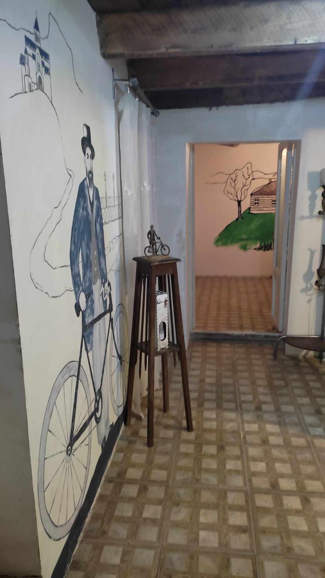 Book Hotel Koutaïssi Extérieur photo